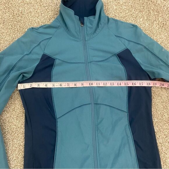 Women's Columbia Titanium Omni Dry Full Zip Jacket, Medium - Picture 3 of 6